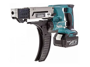 Аккум. шуруповерт MAKITA LXT DFR 550 RFE в чем.