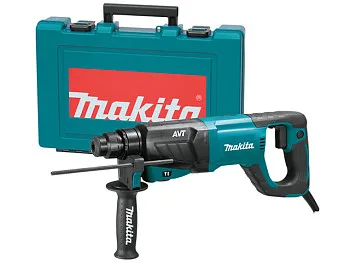 Перфоратор MAKITA HR 2641 в чем.