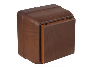 Розетка 1-ая (открытая, с/з, с крышкой) орех, BRON, MUTLUSAN