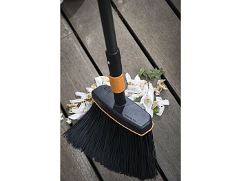 Щетка 26-29см QuikFit FISKARS