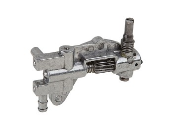 Насос масляный бензопилы 4500/5200